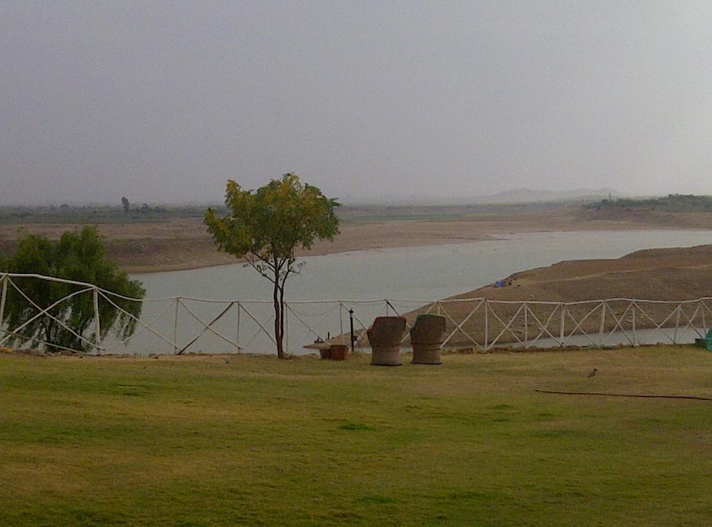 Kutch Safari Lodge Bhuj Eksteriør bilde